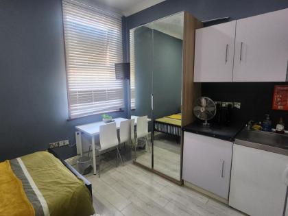 Dodi Apartment - image 19