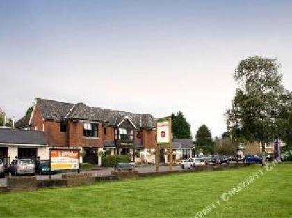 Premier Inn Epsom South - image 5