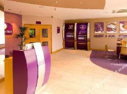 Premier Inn London Kensington (Olympia) - image 7