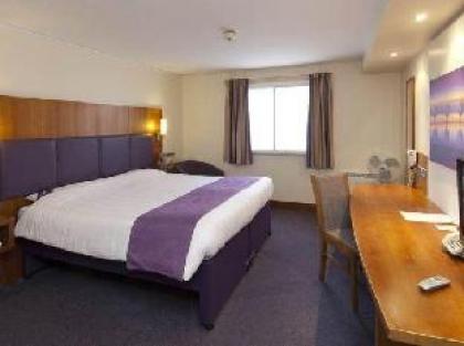 Premier Inn London Rainham - image 2