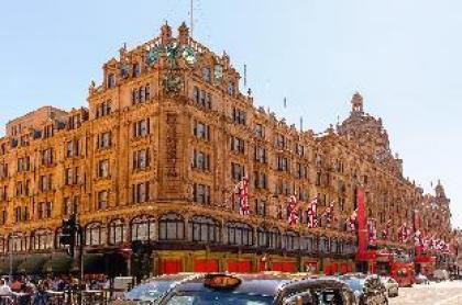 Luxurious Apartment in Kensington London