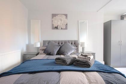 East London Short Let's - Serviced Accommodation - image 2