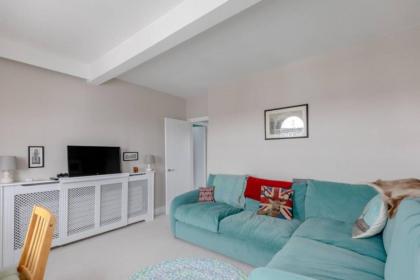 Quaint & Cosy 1 Bedroom Flat - Kensington Olympia! - image 3