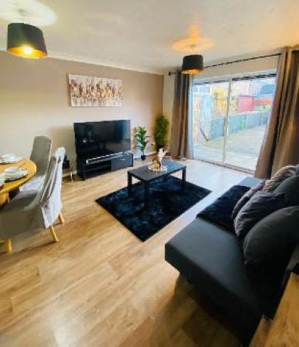 2 bed barking - image 20