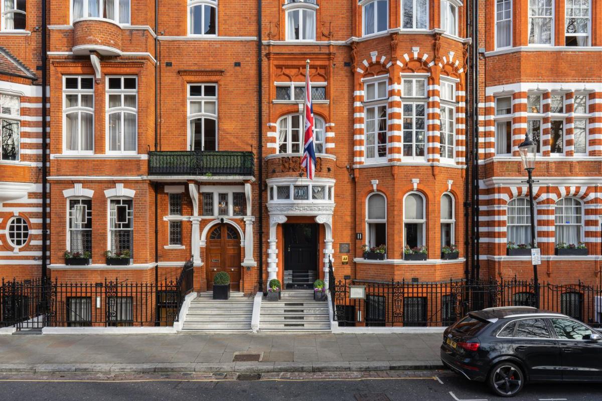 11 Cadogan Gardens The Apartments and The Chelsea Townhouse by Iconic Luxury Hotels - main image