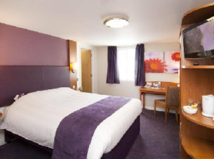 Premier Inn London Ruislip - image 12