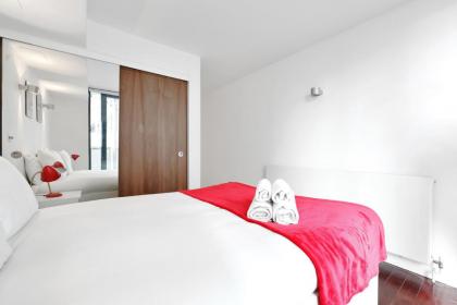 2 bed/2 bathroom apartment in heart of Shoreditch! - image 10