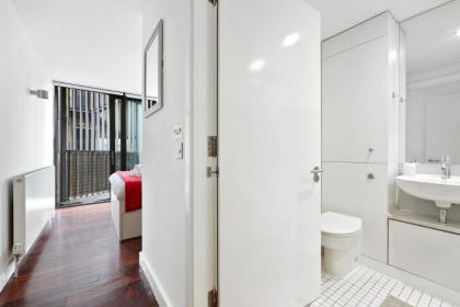 2 bed/2 bathroom apartment in heart of Shoreditch! - image 16