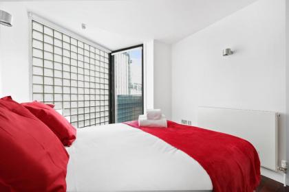 2 bed/2 bathroom apartment in heart of Shoreditch! - image 3