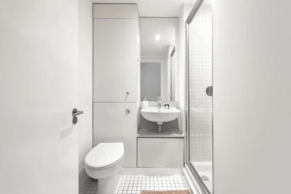 2 bed/2 bathroom apartment in heart of Shoreditch! - image 6