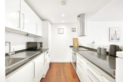 2 bed/2 bathroom apartment in heart of Shoreditch! - image 9