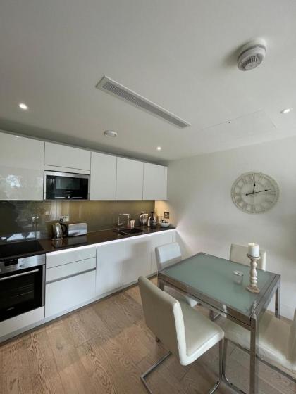 Chic 1BD Flat by the River Thames - Fulham! - image 10