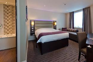 Premier Inn London Bromley - image 3