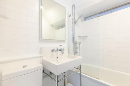 Cosy 1bedroom Flat - 2 Min Walk to Kensington Gardens! - image 4