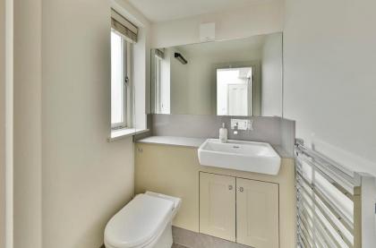 Sloane square 2 bed house - image 5