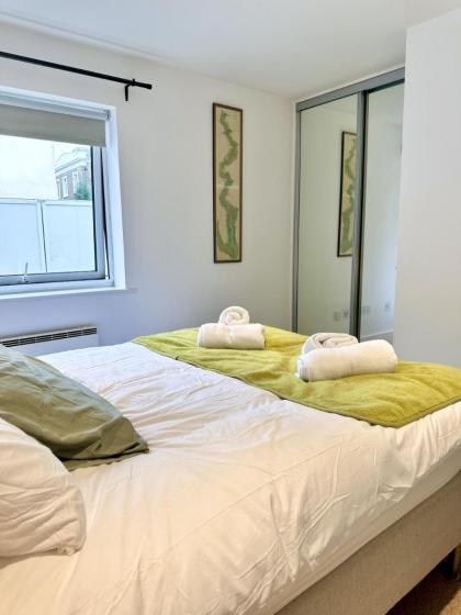 Kings Cross City Apartment - image 13