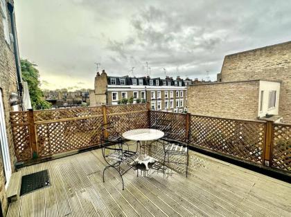 Luxury 2 bed flat Kings Road Fulham - image 8