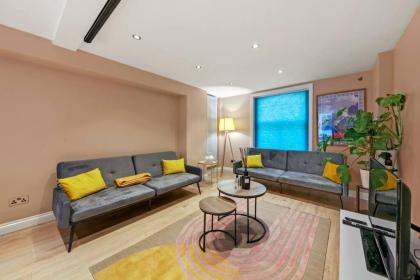 Stylish Apartment in Euston and near Camden with Private Roof Terrace - image 15