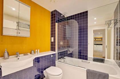 Bright 2 Bed by Tower Bridge with Roof Terrace - image 17