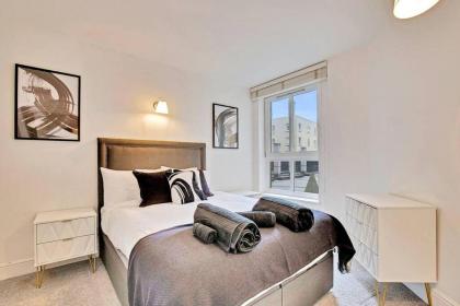 Bright 2 Bed by Tower Bridge with Roof Terrace - image 9