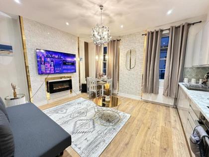 F2- Beautiful 1 Bed Flat Near Edgware Road Station - image 3