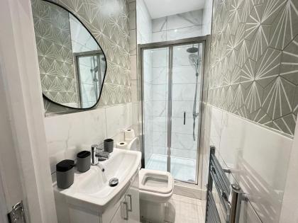 F2- Beautiful 1 Bed Flat Near Edgware Road Station - image 4