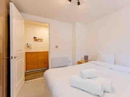 Fitzrovia 2 Bed modern +Lift central London - image 11