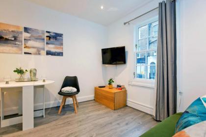 Marylebone London 2 Bed near Harley St & Regents park - image 10