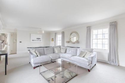 Luxurious 3BD Flat - Sloane Square Chelsea! - image 3