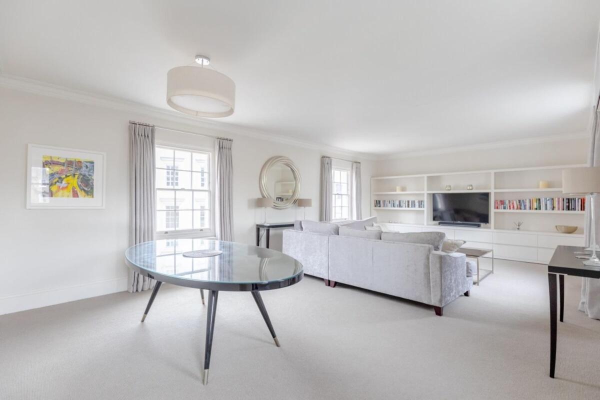 Luxurious 3BD Flat - Sloane Square Chelsea! - image 4