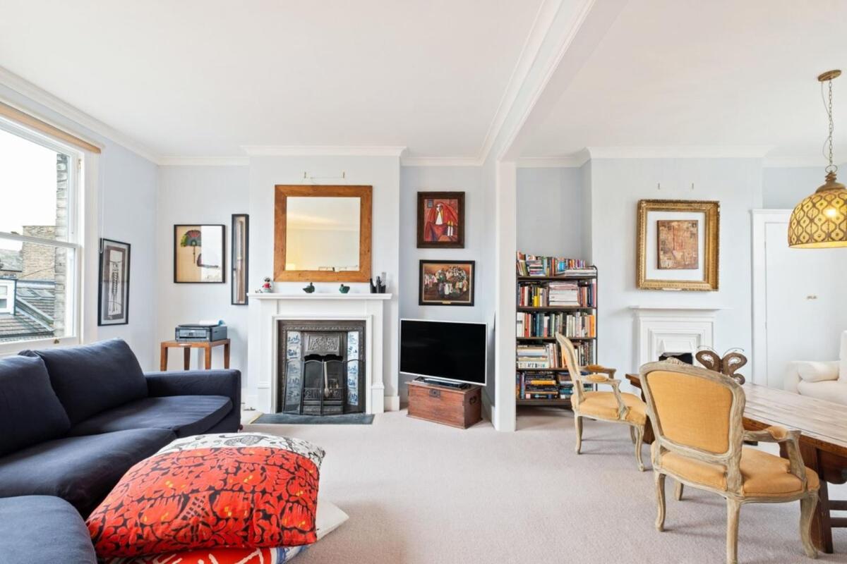 Charming 3BD House wPrivate Garden - Fulham! - main image