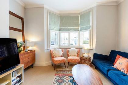 Charming 1BR with Garden in Parsons Green Fulham - image 7