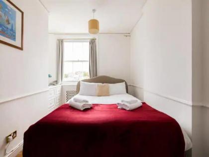 Pass the Keys Spacious and central 2 bedroom flat in Chelsea - image 13