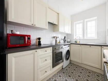 Pass the Keys Spacious and central 2 bedroom flat in Chelsea - image 19