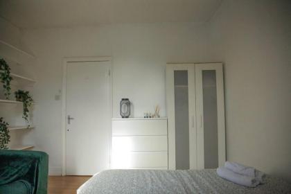 2 bedrooms flat in hammersmith - image 18