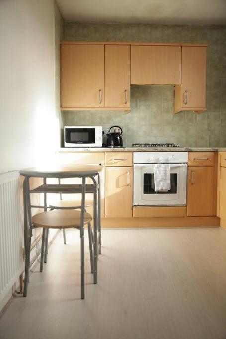 2 bedrooms flat in hammersmith - image 5