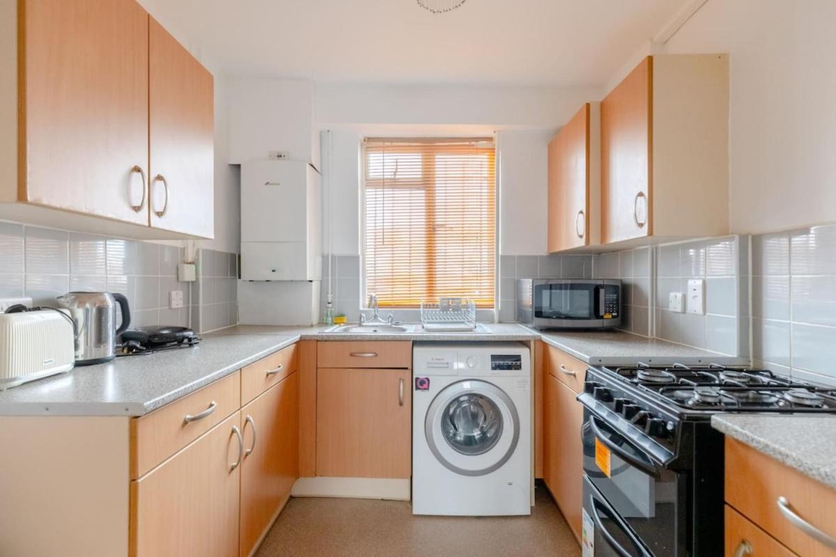 Well Located 2BD Flat - Essex Road Islington! - image 3