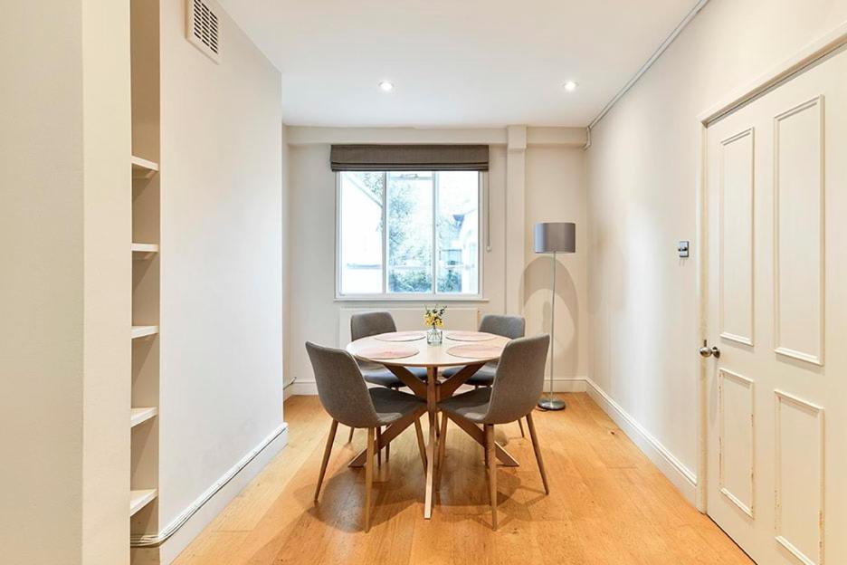 Sloane Square terraced house - image 4