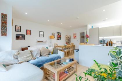 Beautifully Decorated 1BD Flat - Heart of London! - image 17