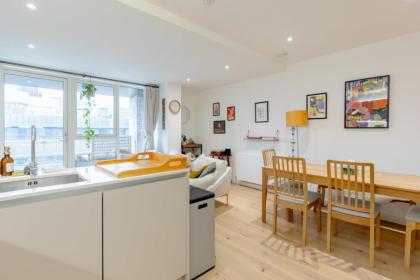 Beautifully Decorated 1BD Flat - Heart of London! - image 18