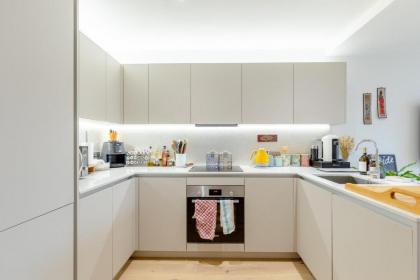 Beautifully Decorated 1BD Flat - Heart of London! - image 4