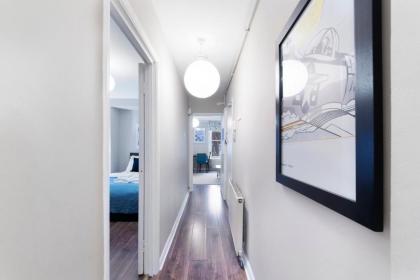 Flat 1 - 2 Bedrooms and Private Terrace - image 10