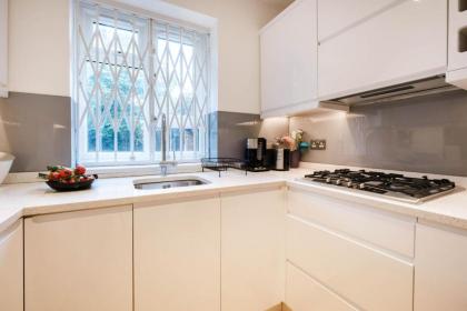 Shoreditch Park & Downham Rd- CityApartmentStay - image 12