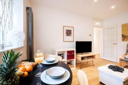 Shoreditch Park & Downham Rd- CityApartmentStay - image 8