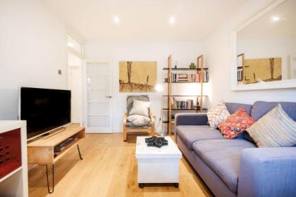 Shoreditch Park & Downham Rd- CityApartmentStay - image 9