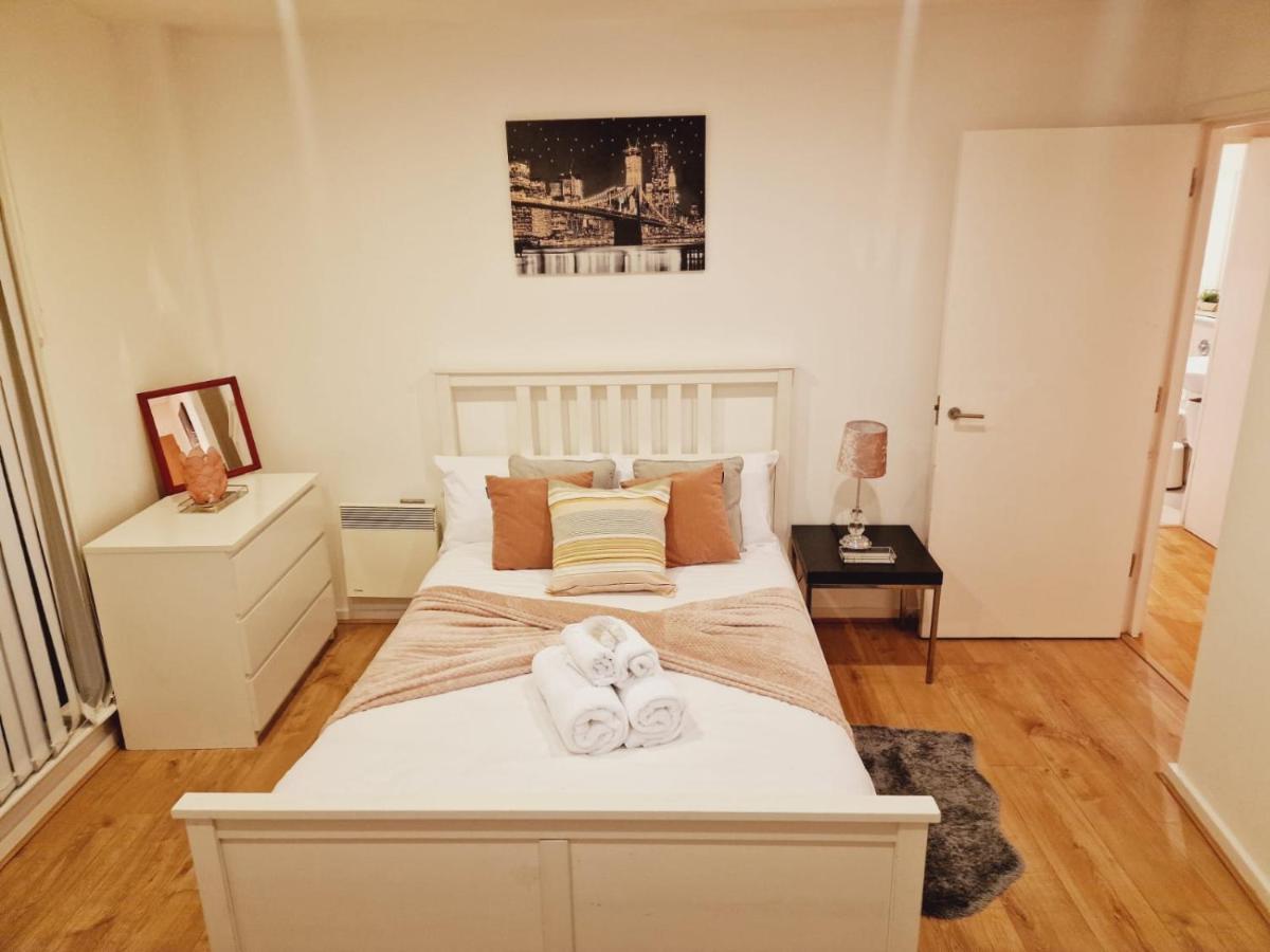 Deluxe 2-Bed Apartment Near Shoreditch - main image