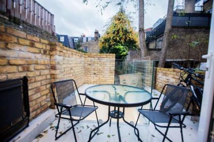 Luxury Fulham 3 bedroom Garden House - image 5