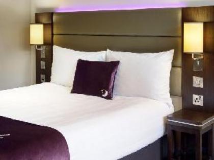 Premier Inn London Docklands (Canning Town) - image 11