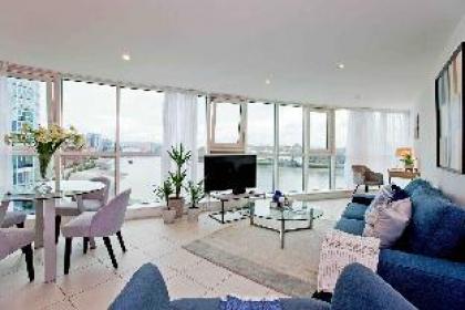 Lovely 2BD flat with River view London 