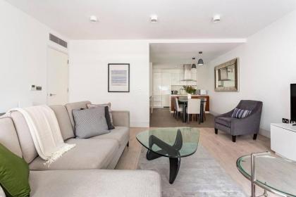 Beautiful 2-Bed Apartment in Central London - image 4